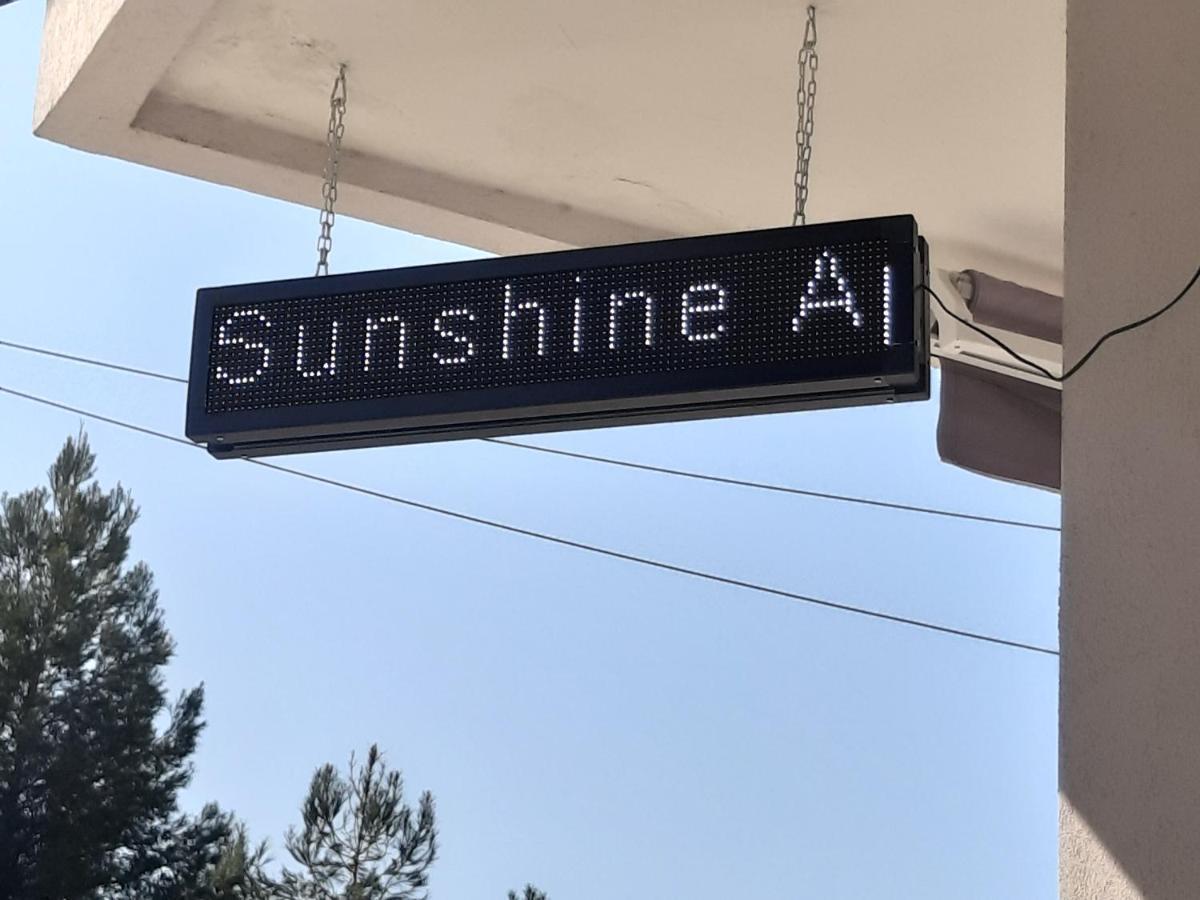 Soula'S Sunshine Apartments ني كارفالي المظهر الخارجي الصورة