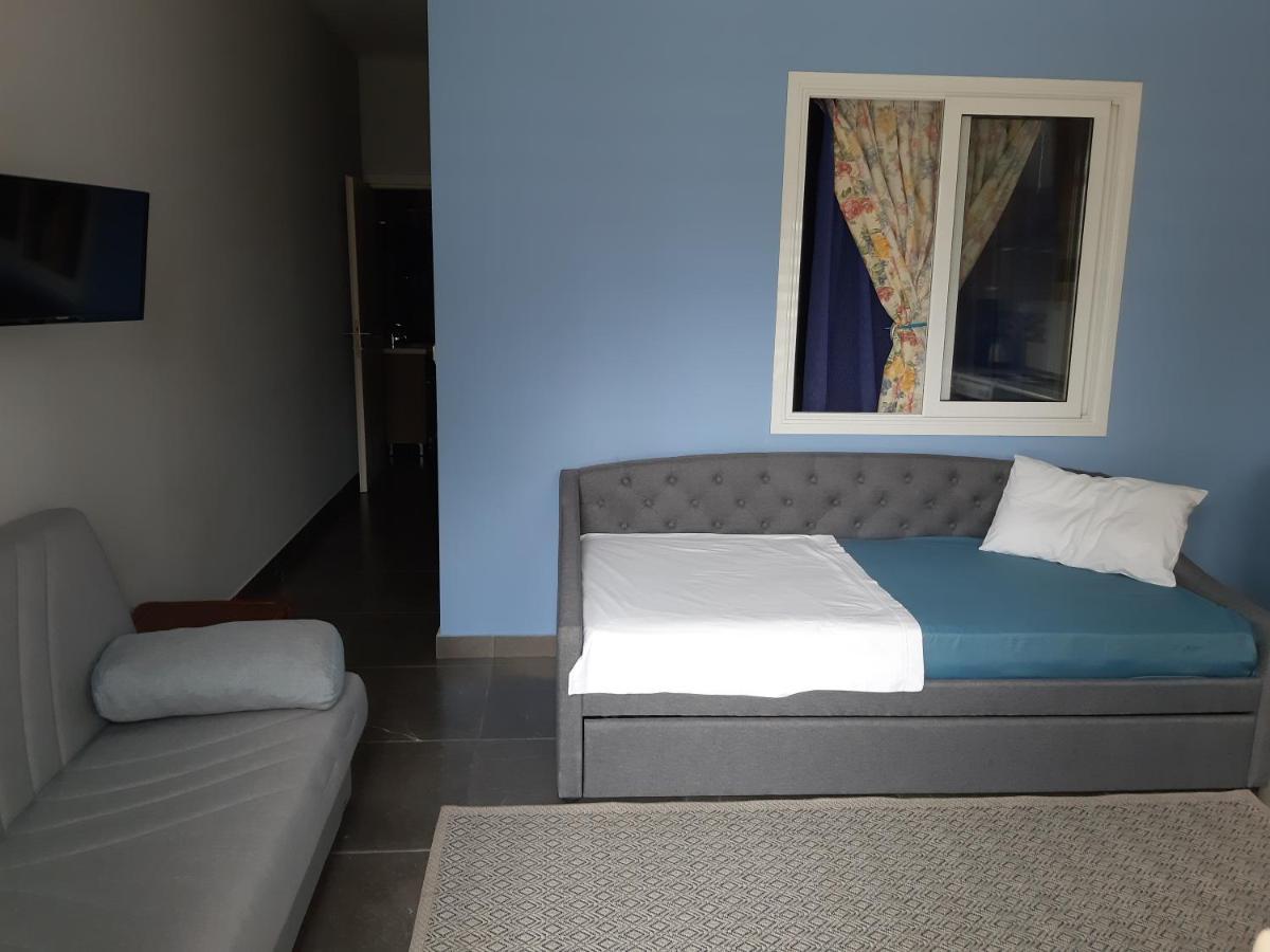 Soula'S Sunshine Apartments ني كارفالي المظهر الخارجي الصورة